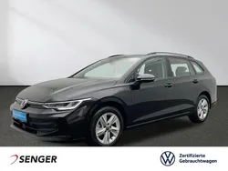 Gebraucht 2024 VW Golf VIII Life Kombi | 26.480 € (Fairer Preis)