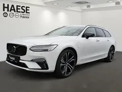 Weiß Gebraucht 2024 Volvo V90 Ultra Kombi | 66.900 €
