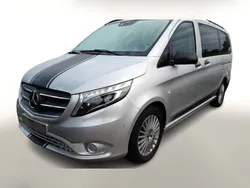 Silber Gebraucht 2018 Mercedes Vito Van / Kleinbus | 35.488 € (Teuer)