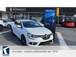 Weiss Gebraucht 2016 Renault Mégane III Intens Limousine | 11.470 € (Etwas zu teuer)