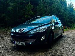 Grau Gebraucht 2010 Peugeot 308 Premium Kombi | 2.000 € (Fairer Preis)