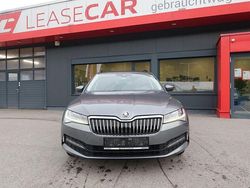 Grau Gebraucht 2021 Skoda Superb Ambition Kombi | 15.588 € (Etwas zu teuer)