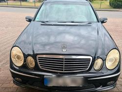 Schwarz Gebraucht 2004 Mercedes E500 AMG Kombi | 4.500 € (Guter Preis)