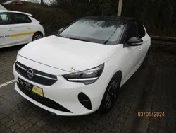 Weiß Gebraucht 2020 Opel Corsa-e Edition Kleinwagen | 15.990 € (Etwas zu teuer)