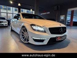 Weiß Gebraucht 2011 Mercedes CLS63 AMG AMG Limousine | 42.990 € (Teuer)