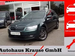 Grün Gebraucht 2014 Skoda Octavia Elegance Kombi | 15.990 € (Teuer)