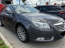 Grau Gebraucht 2010 Opel Insignia Country Tourer Limousine | 3.800 €