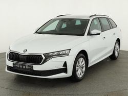 Moon white perleffekt Neu 2025 Skoda Octavia Selection Kombi | 33.495 € (Guter Preis)