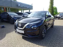 Pearl black Neu 2025 Nissan Juke Acenta SUV | 23.990 € (Fairer Preis)