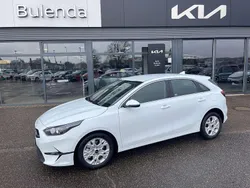 Carraraweiß Neu 2025 Kia Ceed 4 Kleinwagen | 22.990 € (Guter Preis)