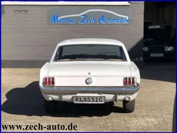 Weiß Gebraucht 1966 Ford Mustang Coupé | 13.750 €