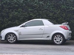 Silber Gebraucht 2006 Opel Tigra Edition Cabrio | 1.600 € (Fairer Preis)