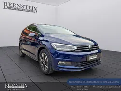 Blau Gebraucht 2024 VW Touran Comfortline Van / Kleinbus | 35.999 € (Etwas zu teuer)