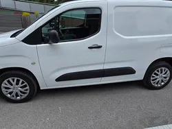 Weiß Gebraucht 2020 Citroën Berlingo Van / Kleinbus | 14.499 € (Superpreis)