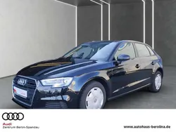 Brillantschwarz Gebraucht 2018 Audi A3 Design Limousine | 15.888 € (Fairer Preis)