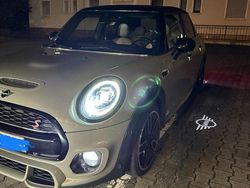 Grau Gebraucht 2018 Mini Cooper S Kleinwagen | 19.800 € (Teuer)