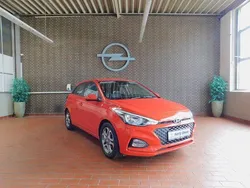 Rot Gebraucht 2019 Hyundai i20 Trend Kleinwagen | 11.750 € (Fairer Preis)