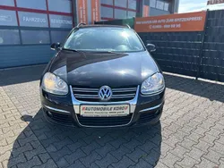 Schwarz Gebraucht 2009 VW Golf VI Limousine | 3.980 € (Fairer Preis)