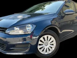 Blau Gebraucht 2016 VW Golf VII Trendline Limousine | 8.590 € (Fairer Preis)