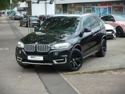 Black sapphire metallic Gebraucht 2016 BMW X5 Performance SUV | 31.490 € (Guter Preis)