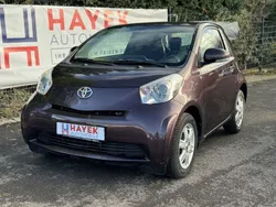Braun Gebraucht 2009 Toyota iQ Basis Kleinwagen | 2.999 € (Guter Preis)