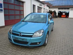 Blau metallic Gebraucht 2005 Opel Astra Sport Kombi | 5.000 € (Teuer)