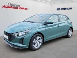 Grün Neu 2025 Hyundai i20 Select Limousine | 20.450 € (Teuer)