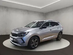Quarz silber (metallic) Gebraucht 2022 Opel Grandland X Ultimate SUV | 25.950 € (Etwas zu teuer)