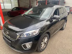 Schwarz Gebraucht 2016 Kia Sorento SUV | 16.950 € (Guter Preis)