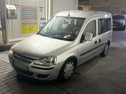 Silber Gebraucht 2007 Opel Combo Van / Kleinbus | 1.550 € (Etwas zu teuer)