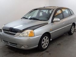 Silber Gebraucht 2002 Kia Rio Limousine | 599 € (Guter Preis)