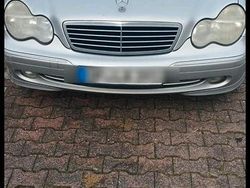 Silber Gebraucht 2002 Mercedes C200 Kombi | 1.000 €