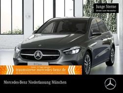 Grau Gebraucht 2024 Mercedes B180 Progressive Van / Kleinbus | 27.990 € (Superpreis)