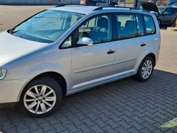 Silber Gebraucht 2006 VW Touran Conceptline Van / Kleinbus | 2.999 € (Etwas zu teuer)