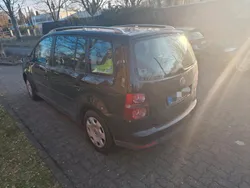 Schwarz Gebraucht 2007 VW Touran Van / Kleinbus | 2.850 € (Guter Preis)
