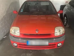 Rot Gebraucht 2000 Renault Clio II Kleinwagen | 1.150 €