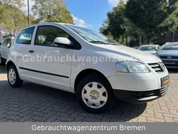 Weiß Gebraucht 2006 VW Fox Style Kleinwagen | 2.490 € (Fairer Preis)