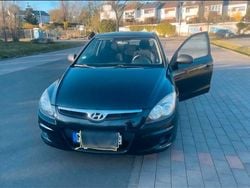 Schwarz Gebraucht 2010 Hyundai i30 Limousine | 1.190 €