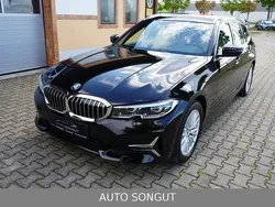Schwarz Gebraucht 2020 BMW 318 Luxury Line Kombi | 17.950 € (Fairer Preis)