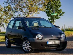 Schwarz Gebraucht 2003 Renault Twingo Kleinwagen | 2.000 € (Fairer Preis)