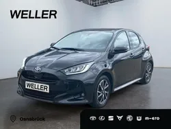 Schwarz Gebraucht 2021 Toyota Yaris Hybrid Team Kleinwagen | 18.685 € (Fairer Preis)
