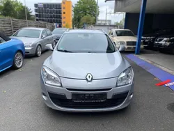 Silber Gebraucht 2012 Renault Mégane III Expression Limousine | 2.999 € (Guter Preis)
