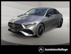 Metalliclack mountaingrau Gebraucht 2025 Mercedes A200 Limousine | 37.950 €