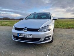 Silber Gebraucht 2016 VW Golf VII Comfortline Kombi | 7.890 € (Fairer Preis)