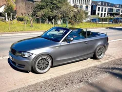 Grau Gebraucht 2010 BMW 118 Cabriolet Cabrio | 13.999 €