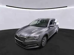 Grau Gebraucht 2022 Skoda Superb Premium Edition Kombi | 28.950 € (Fairer Preis)