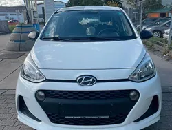 Weiß Gebraucht 2017 Hyundai i10 Classic Kleinwagen | 5.100 € (Guter Preis)