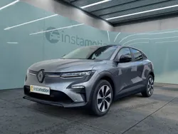 Grau Gebraucht 2023 Renault Mégane Evolution Limousine | 30.490 € (Fairer Preis)