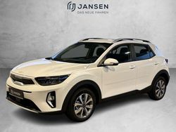 Weiss Gebraucht 2023 Kia Stonic Vision SUV | 18.490 € (Fairer Preis)