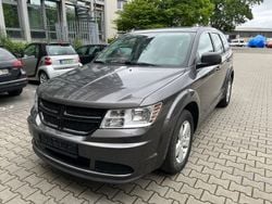 Grau Gebraucht 2017 Dodge Journey SUV | 13.999 €
